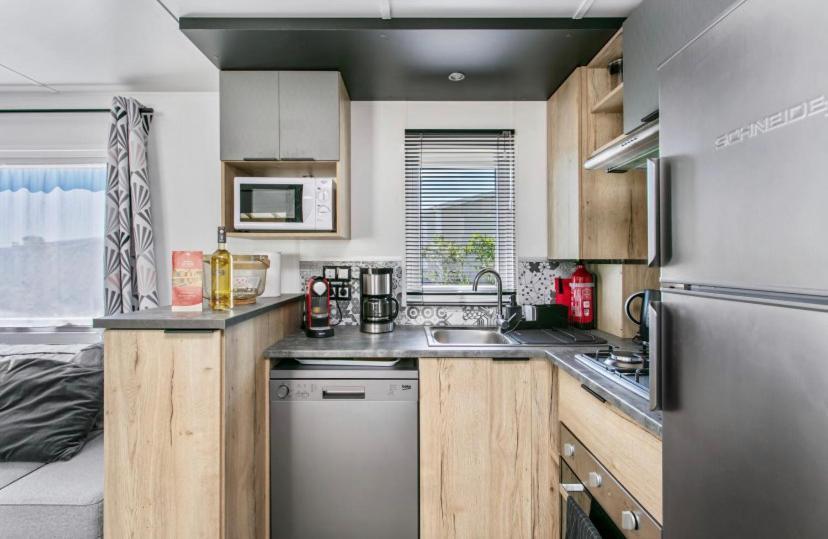 Particulier Loue Ce Mobil-Home 3 Chambres, Tout Confort Valras-Plage Zewnętrze zdjęcie