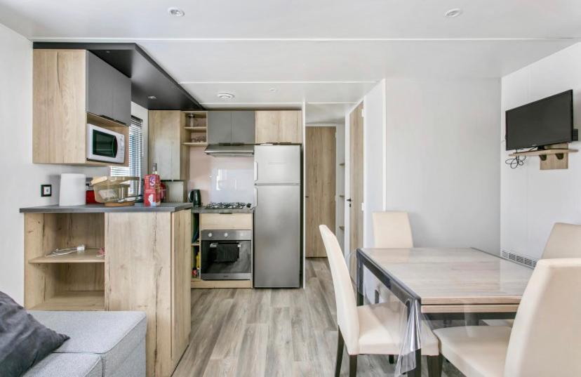 Particulier Loue Ce Mobil-Home 3 Chambres, Tout Confort Valras-Plage Zewnętrze zdjęcie